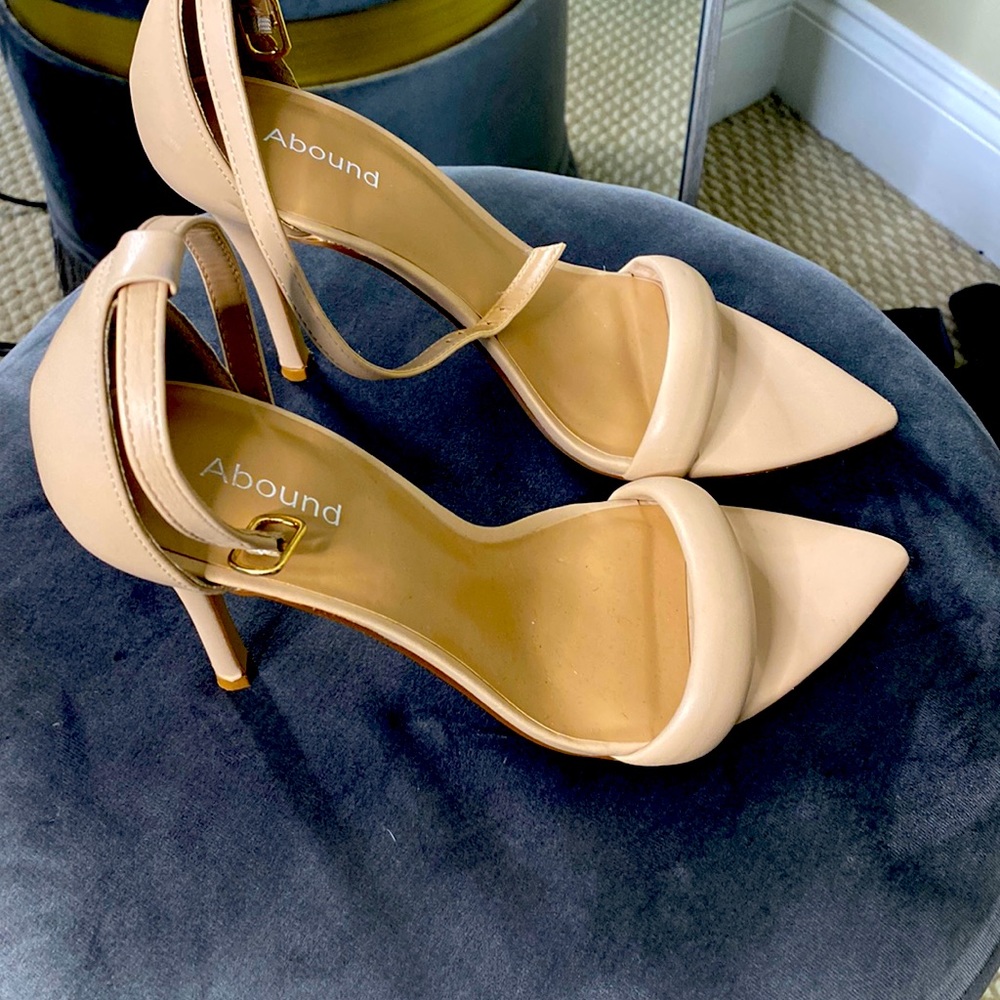 Taupe open toe sandal